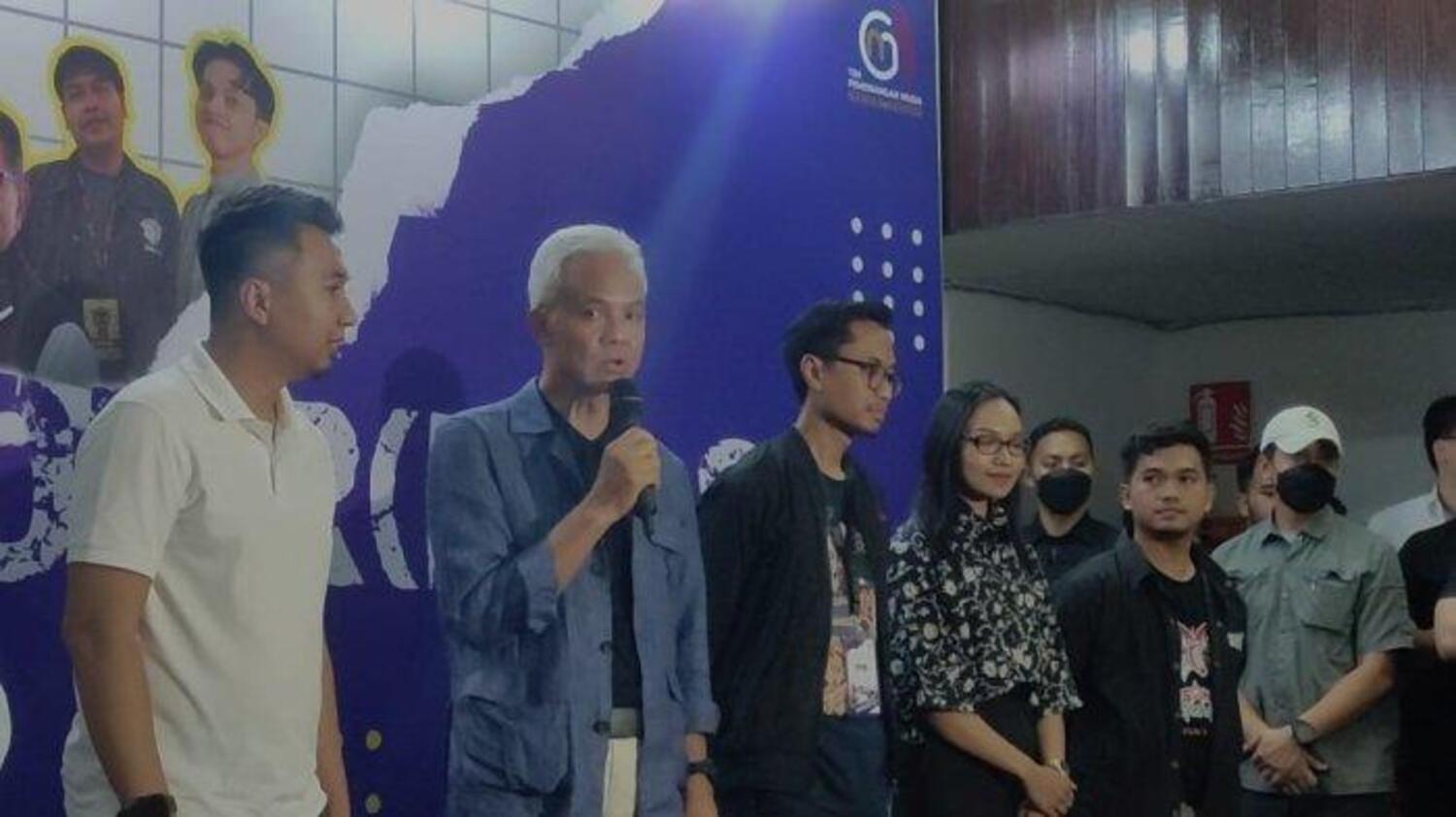 Gubernur Jatim Khofifah Indar Parawansa Dukung Prabowo-Gibran, Capres Ganjar Pranowo Sebut Hormati Hak Politik